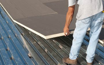 benefits of insulating Bedfordshire flat roofing